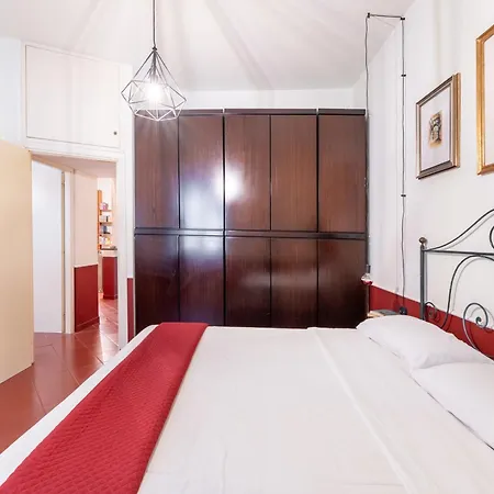 Maroon Flat Colosseo, 800 Mt From Amphitheater شقة