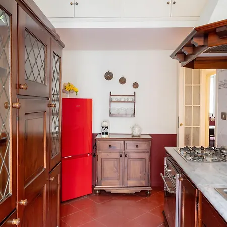 شقة Maroon Flat Colosseo, 800 Mt From Amphitheater