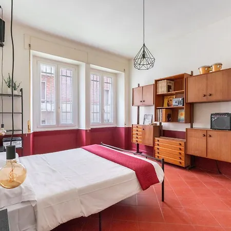 شقة Maroon Flat Colosseo, 800 Mt From Amphitheater روما