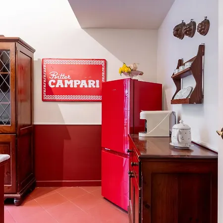 شقة Maroon Flat Colosseo, 800 Mt From Amphitheater روما