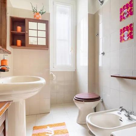 شقة Maroon Flat Colosseo, 800 Mt From Amphitheater *